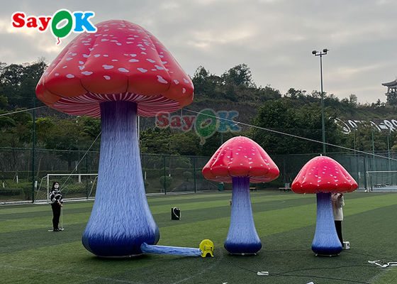 훌륭한 곳을 위한 거대한 부풀게할 수 있는 버섯형 모델 식물은 꽃으로 위로 버섯형이게 붑니다